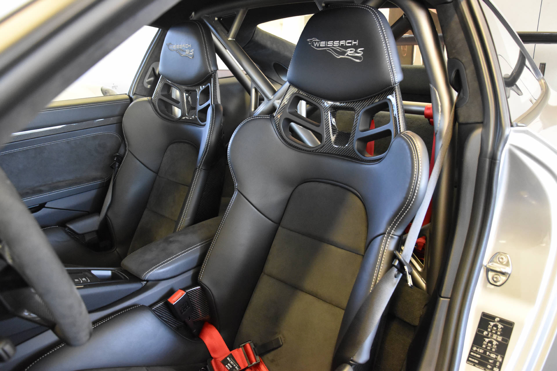 Car Image 11
