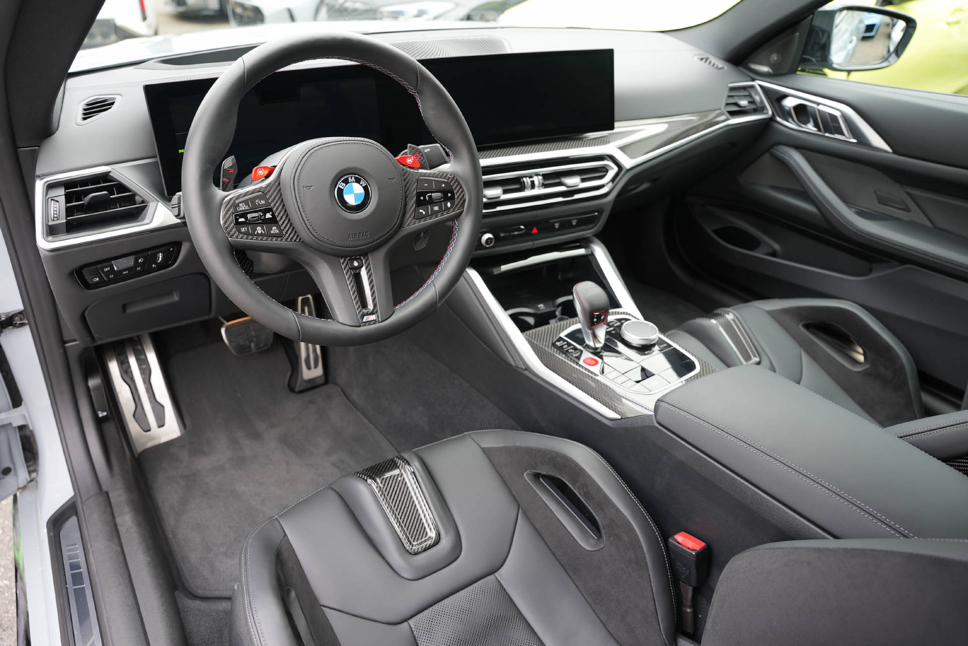 Car Image 9